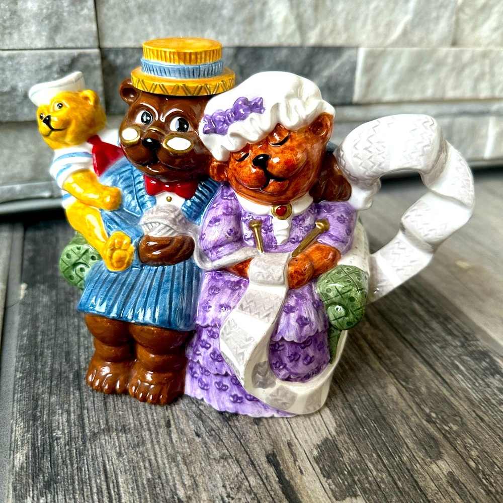 Vintage Department 56 Goldilocks 3 Bears Ceramic Hand painted Tea Coffee Pot